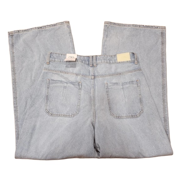 Zara Super High Rise Wide Leg Full Length Light Wash Jeans Full Length Size 12 - Picture 3 of 10